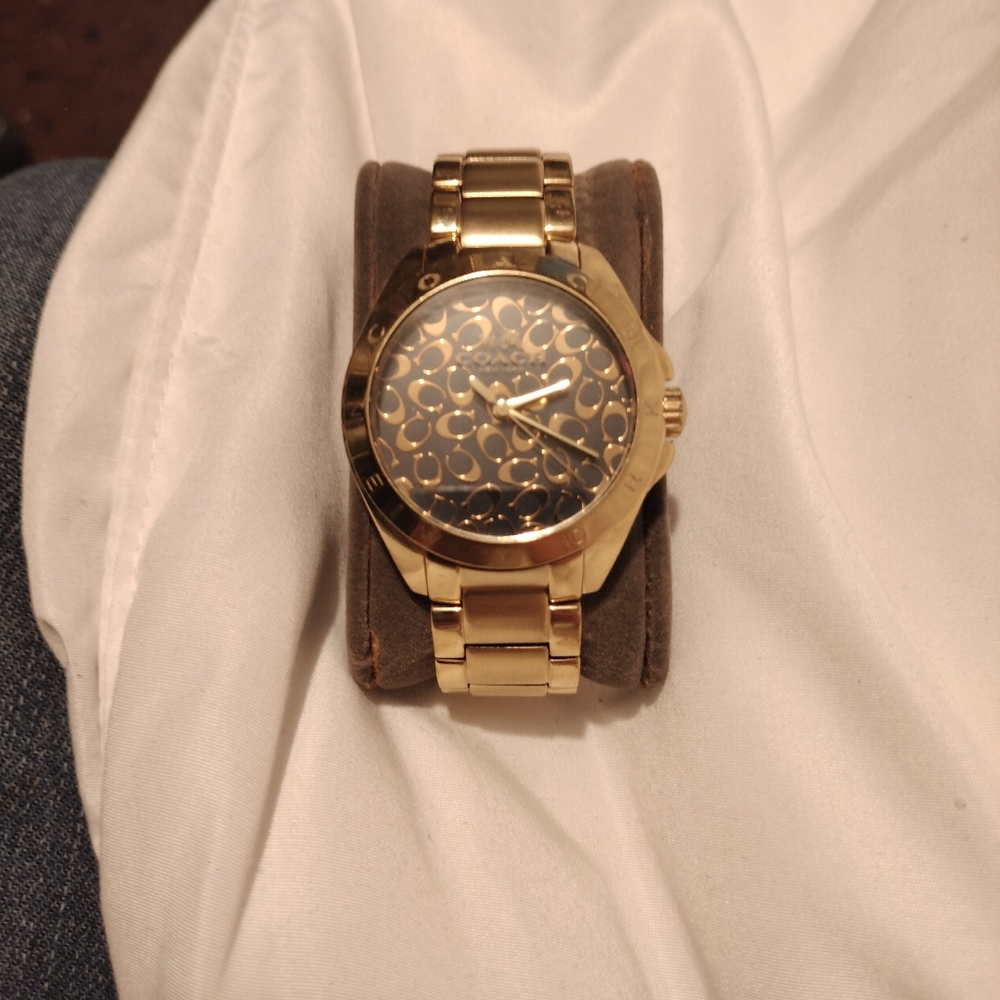 COACH Tristen 14502348 Gold-Tone Wristwatch C Signature Dark Blue Dial S.Steel